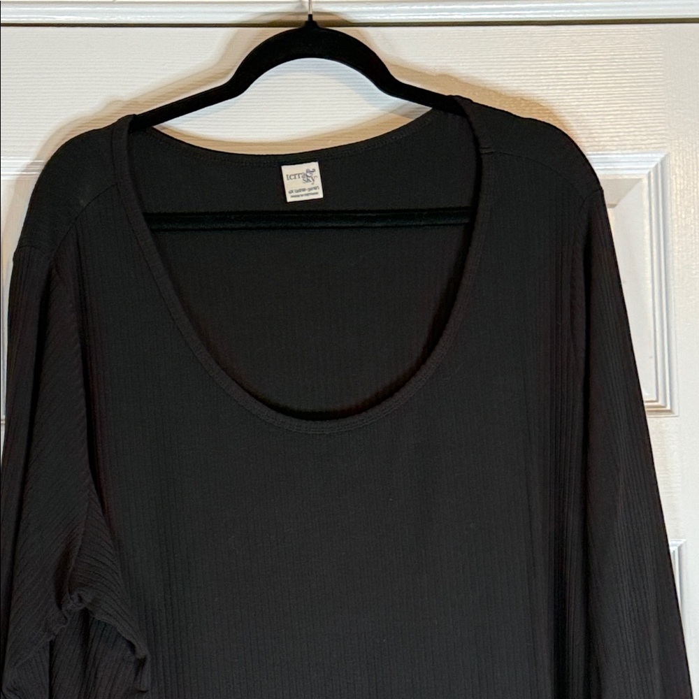 Black Long Sleeve Dress - Picture 4 of 7